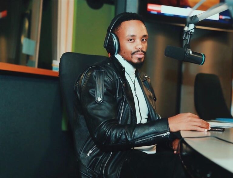 Donald admits that he is lonely and looking for true love