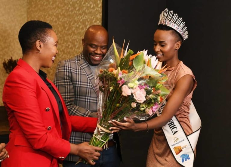 Miss SA Zozibini Tunzi’s natural crown sparks a hair-raising debate