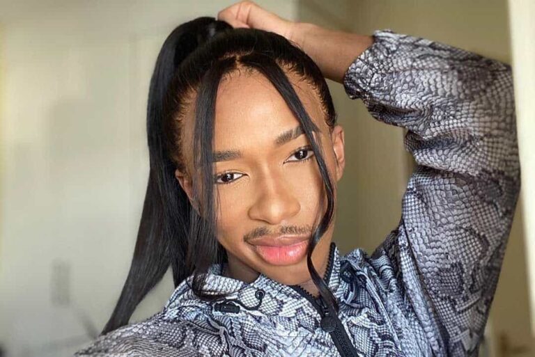 Lasizwe gives his respect to actors after getting a swollen feet for standing too long