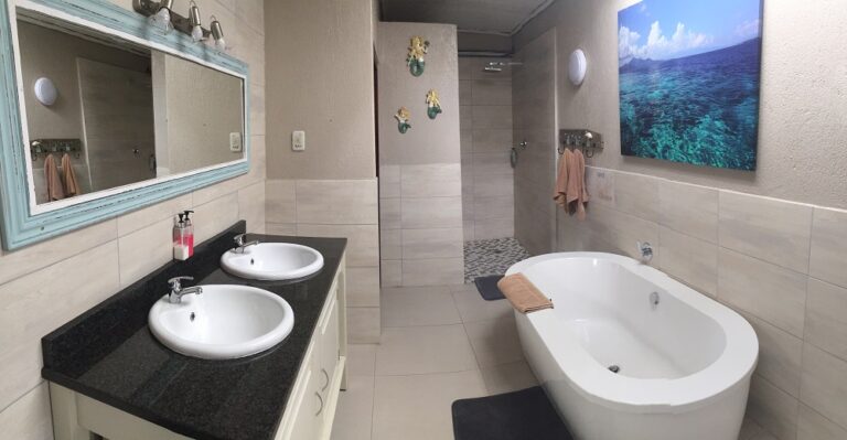 Holidays at Mountain Creek Lodge in Hazyview