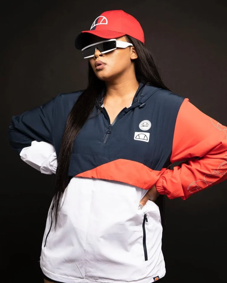 Lady Du inspires people with her New Wawa La Beauty saloon