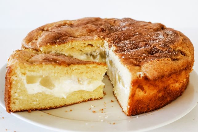 Cream cheese apple cake recipe