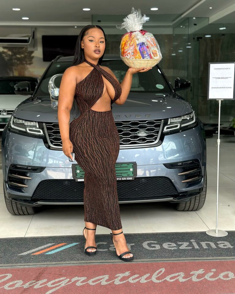 Cyan Boujee buys new Range Rover