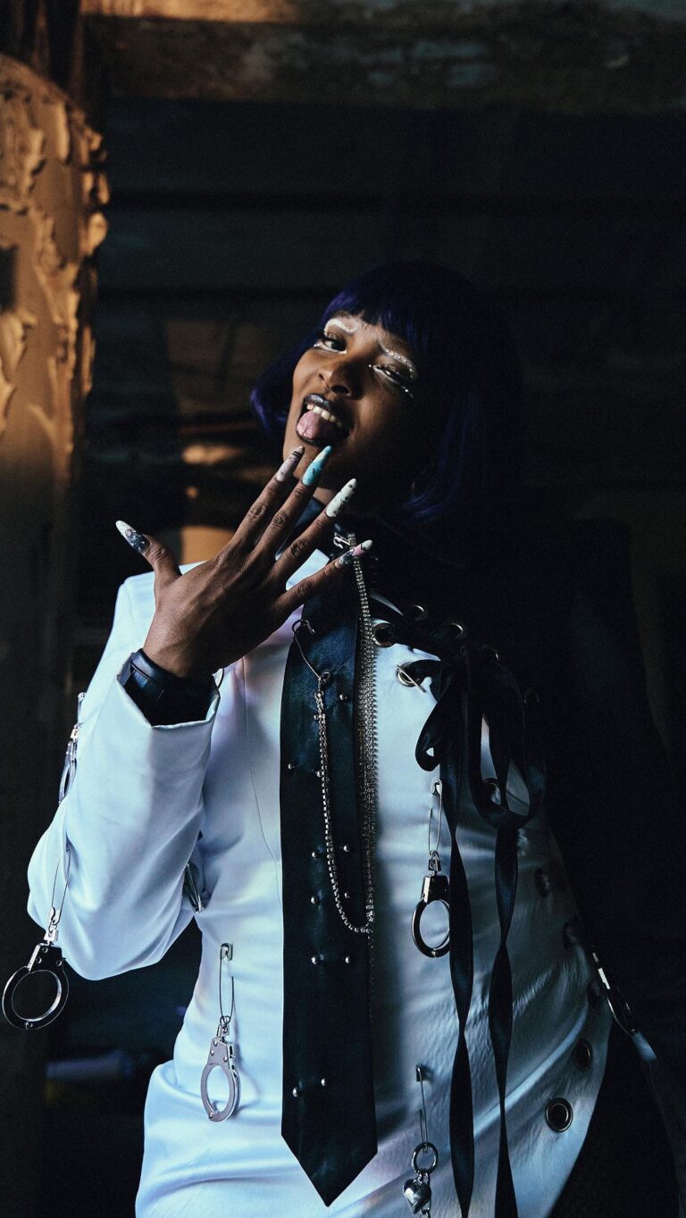 Moonchild Sanelly changes her hairstyle