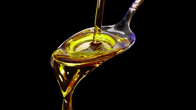 Scientists say a spoon of olive oil a day can save your life