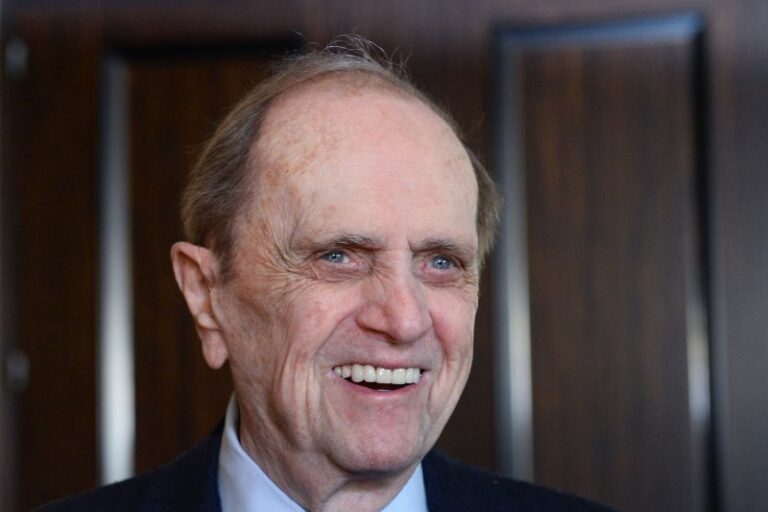 Bob Newhart, legendary comedian dead at 94