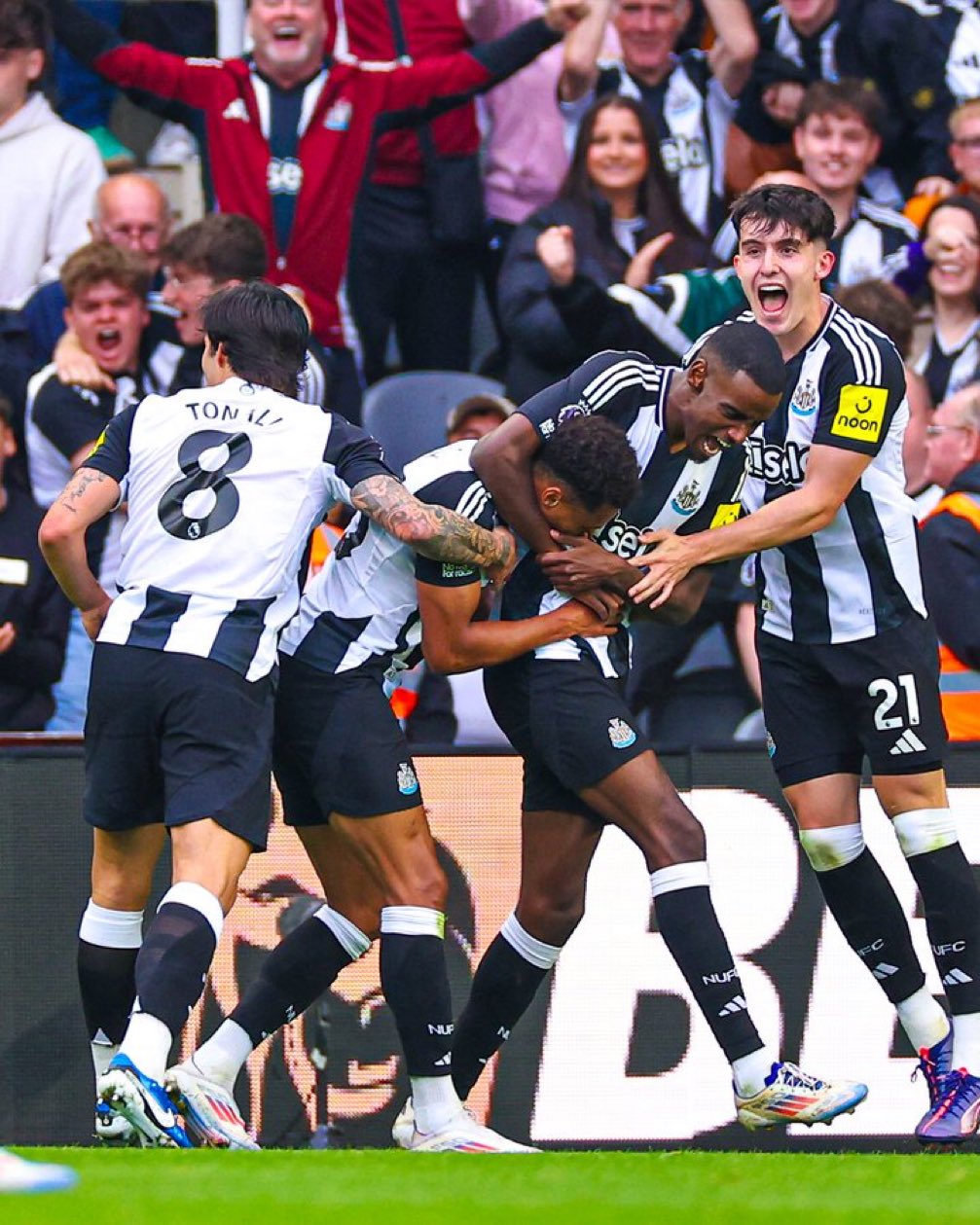 Newcastle United 2-1 Tottenham Hotspur